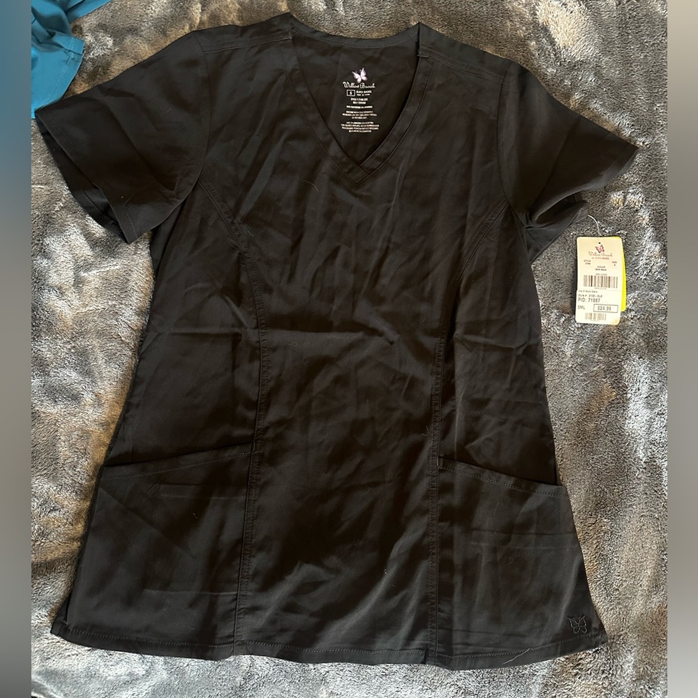 Woman’s Small Scrub Top NEW WITH TAG